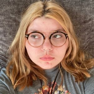 Meet your Posher, Madeleine